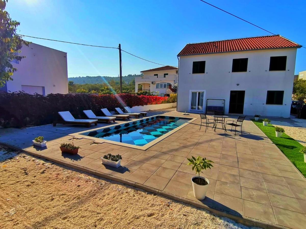 Holiday Home Nino With Amazing Swimming Pool Slatine Zewnętrze zdjęcie
