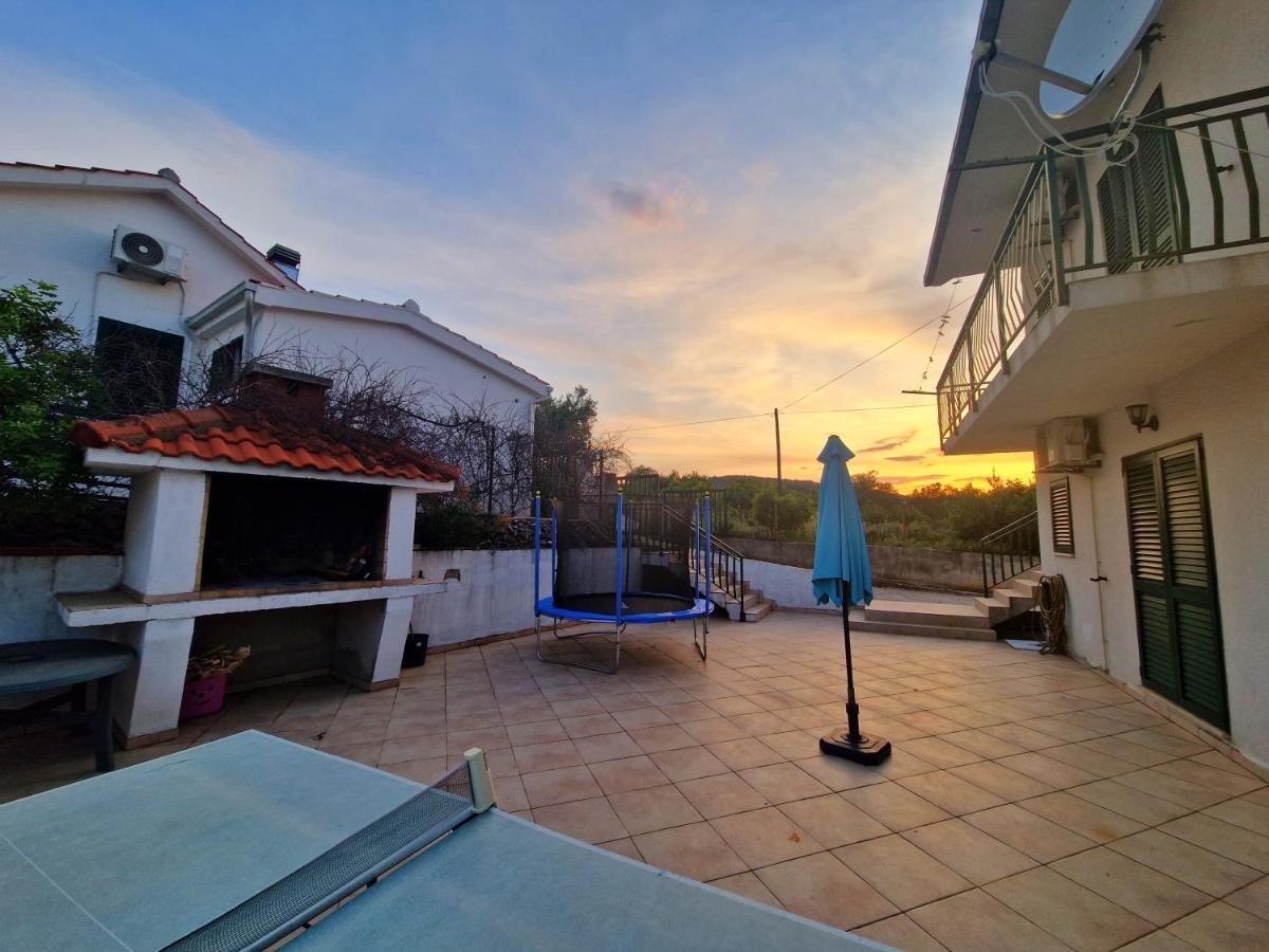 Holiday Home Nino With Amazing Swimming Pool Slatine Zewnętrze zdjęcie